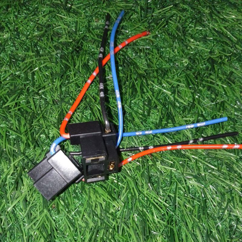 soket lampu fitting lampu H4 untuk custom daymaker Vixion vespa super sprint vbb PX excel eklusif KL