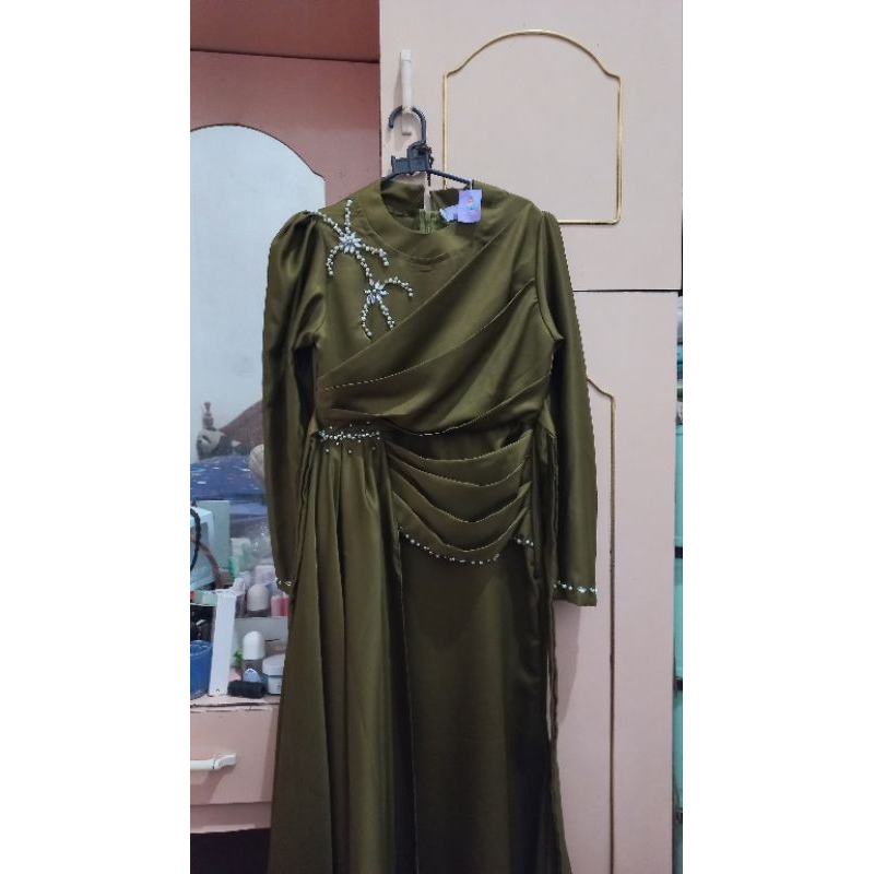 NAFILA DRESS free Hijab /gamis duyung/gamis pesta/preloved