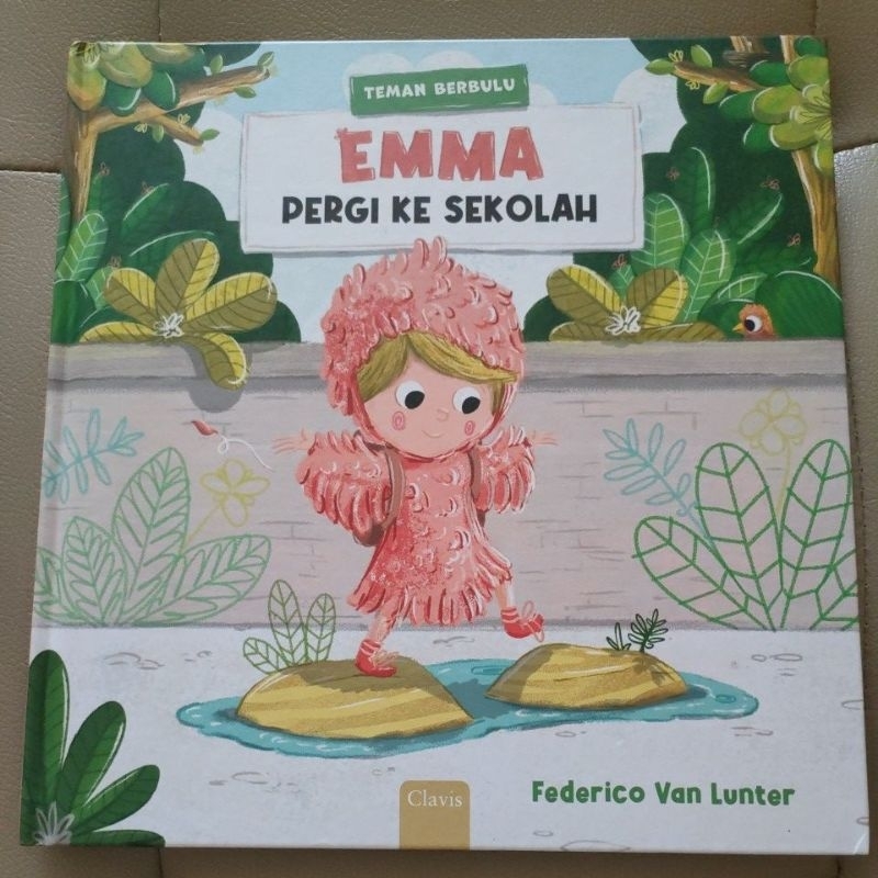 Preloved Clavis Emma Pergi ke Sekolah