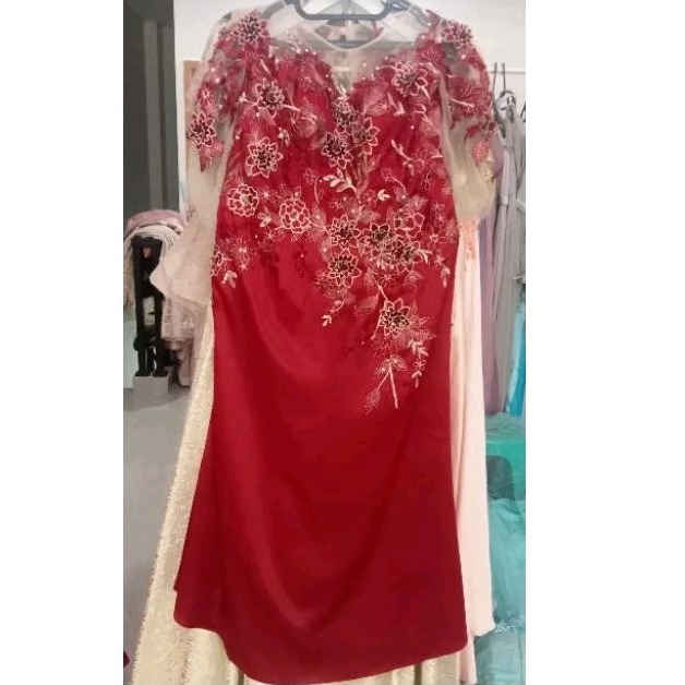 Gaun dress merah maroon satin