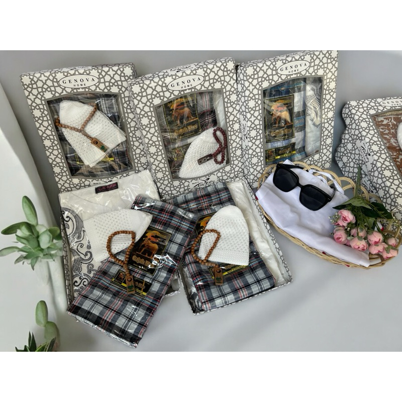 

hampers lebaran /Parcel/souvenir baju koko sarung peci tasbih/harga grosir/KAMEH