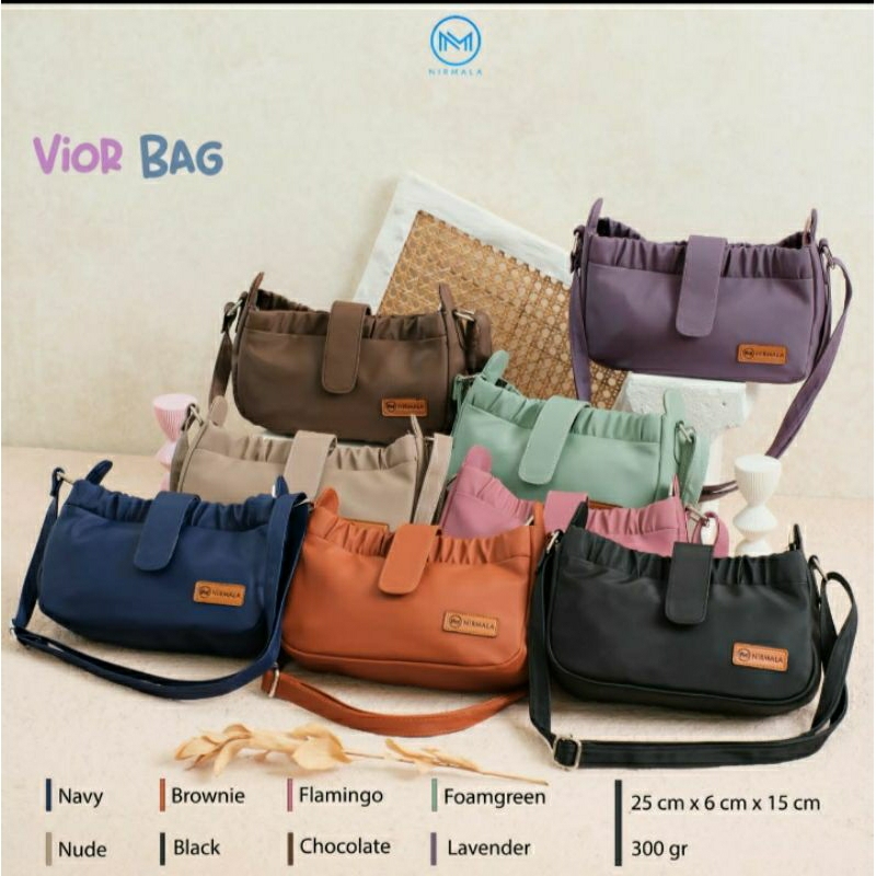 Tas wanita warna nude