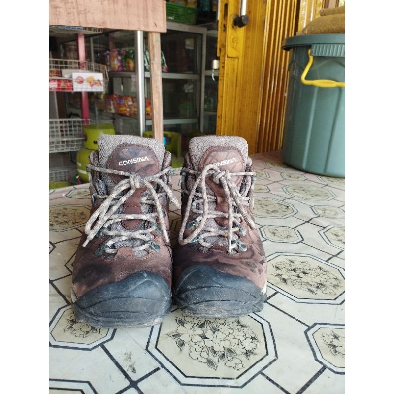 sepatu gunung consina mustang