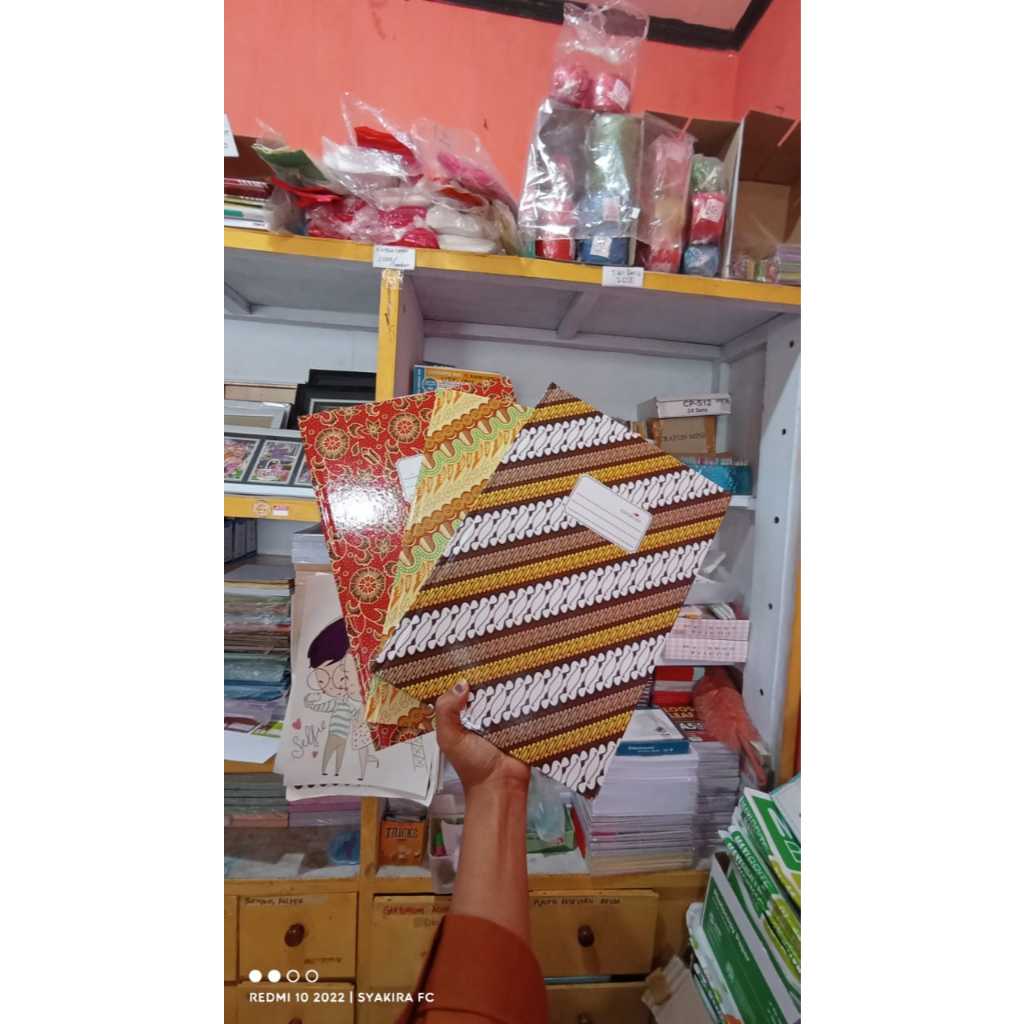 

BUKU PEMBUKUAN//BUKU BESAR//BUKU HARD COVER ISI 200