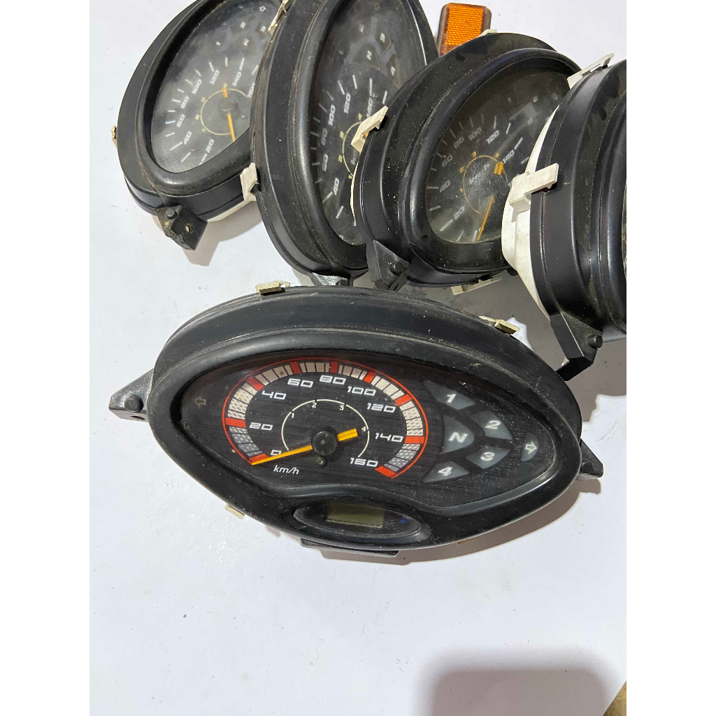 speedometer spidometer karisma 125d papan merah karisma x original bekas