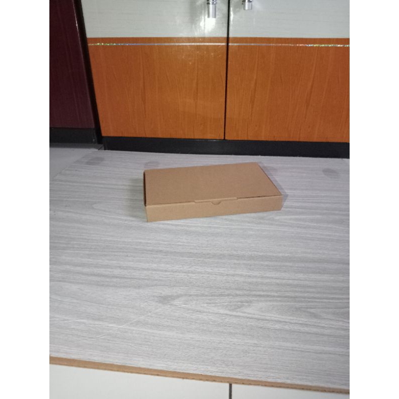 

kardus UK.25x15x3 cm.....kardus karton model pizza