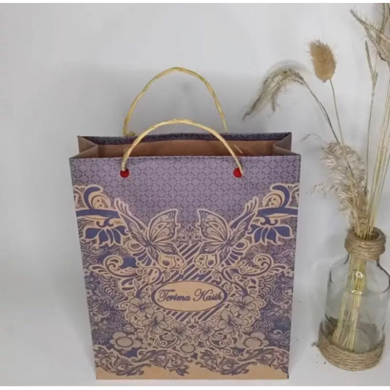 

GROSIR PAPERBAG BATIK UKURAN 21x16x7