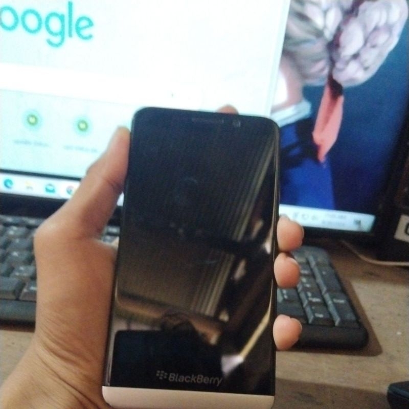 blackberry z30 minus LCD