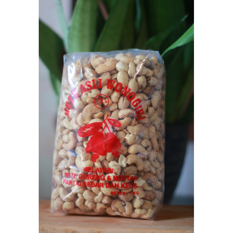 

KACANG METE 1Kg Asli Wonogiri Kemasan 1Kg Mentah.