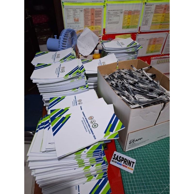 

Block Note Custom | Seminar Kit | Custom Buku | Pulpen Promosi