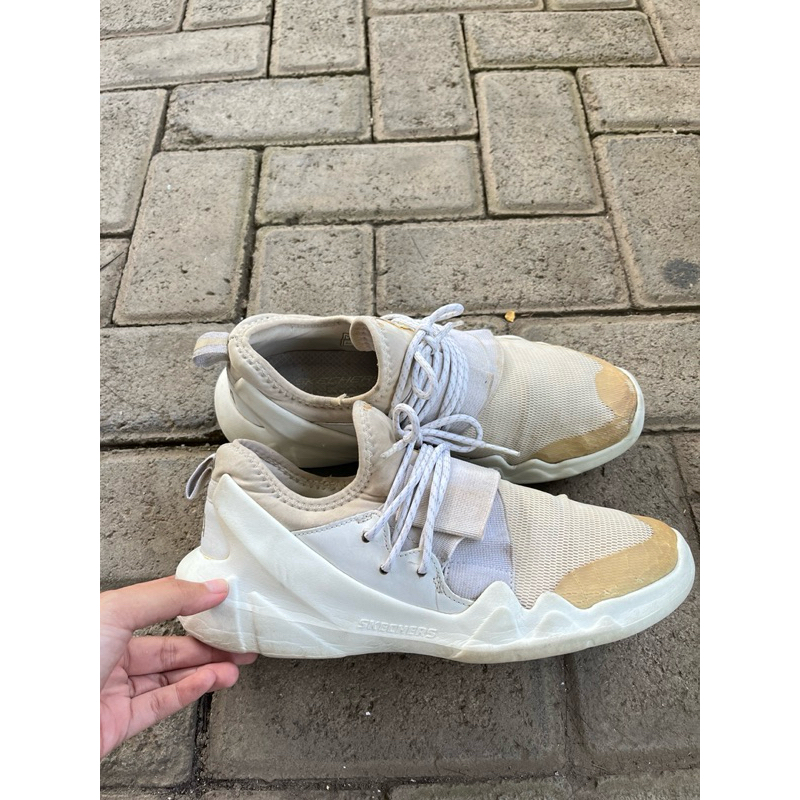 Sepatu Skechers Casual DLT-A 99837 Preloved / Second / Bekas