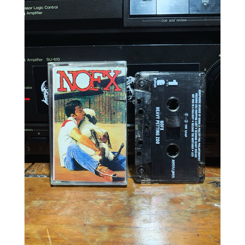 kaset pita / cassette Nofx - heavy petting zoo