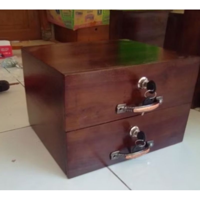 laci uang susun dua dari kayu jati finishing glossy