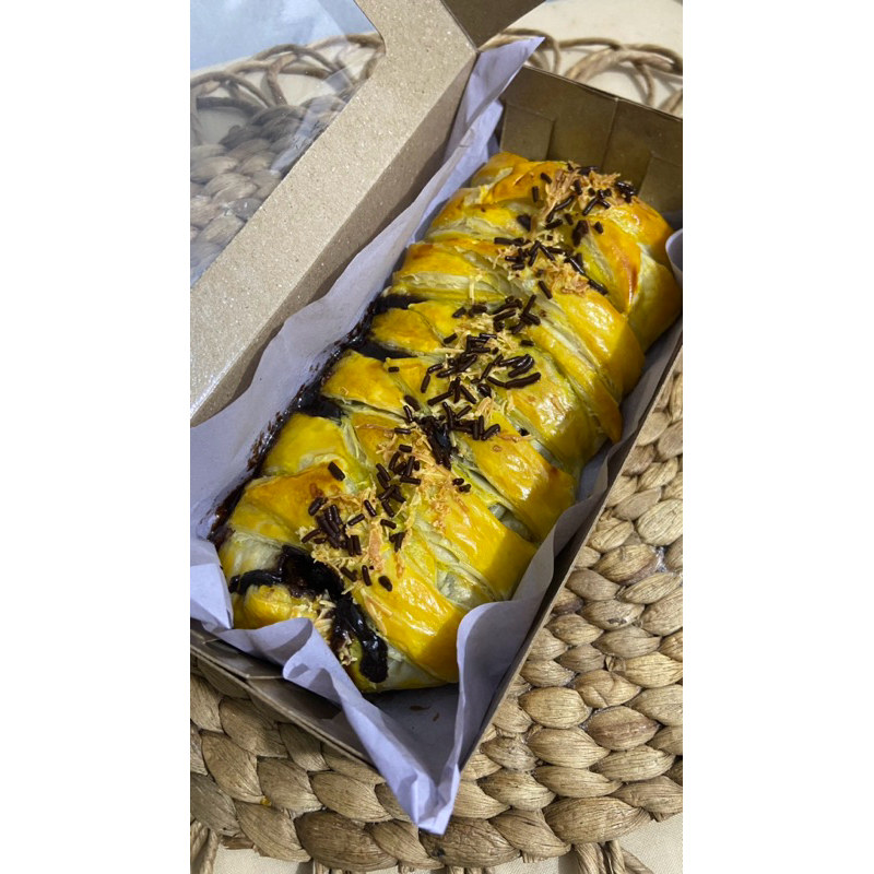 

Banana Strudel / strudel pisang / banana strudel coklat pisang lumer Termurah