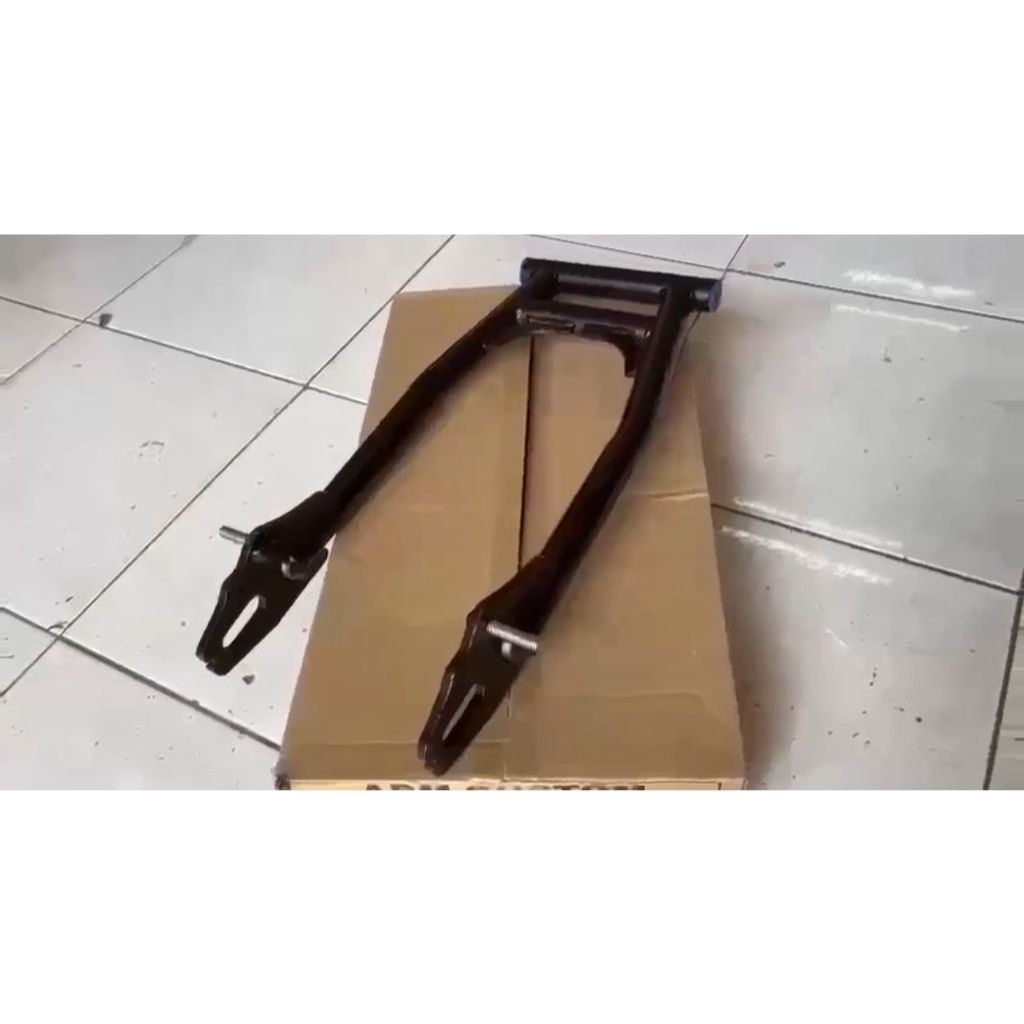 Arm custom pipa scorpio hitam