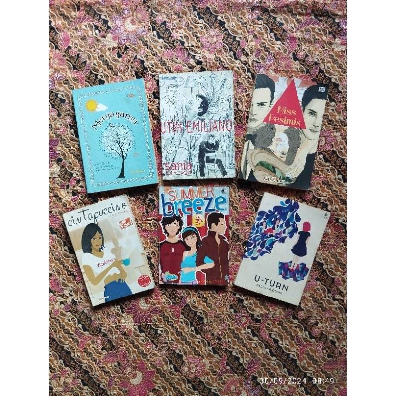 Buku Novel TeenLit Remaja, MENJAGAMU, HITAM PUTIH EMILIANO, CINTAPUCCINO, MISS PESIMIS, U - TURN, CO