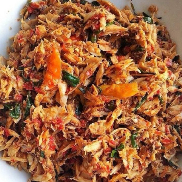 

Tuna oseng pedas suwir -Runa Kitchen