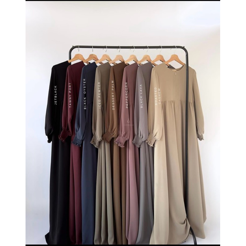 Amara dress by Auroraclo/Zaysaku