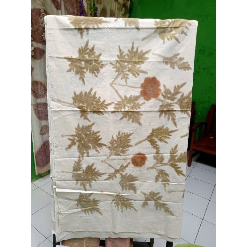 kain batik ecoprint