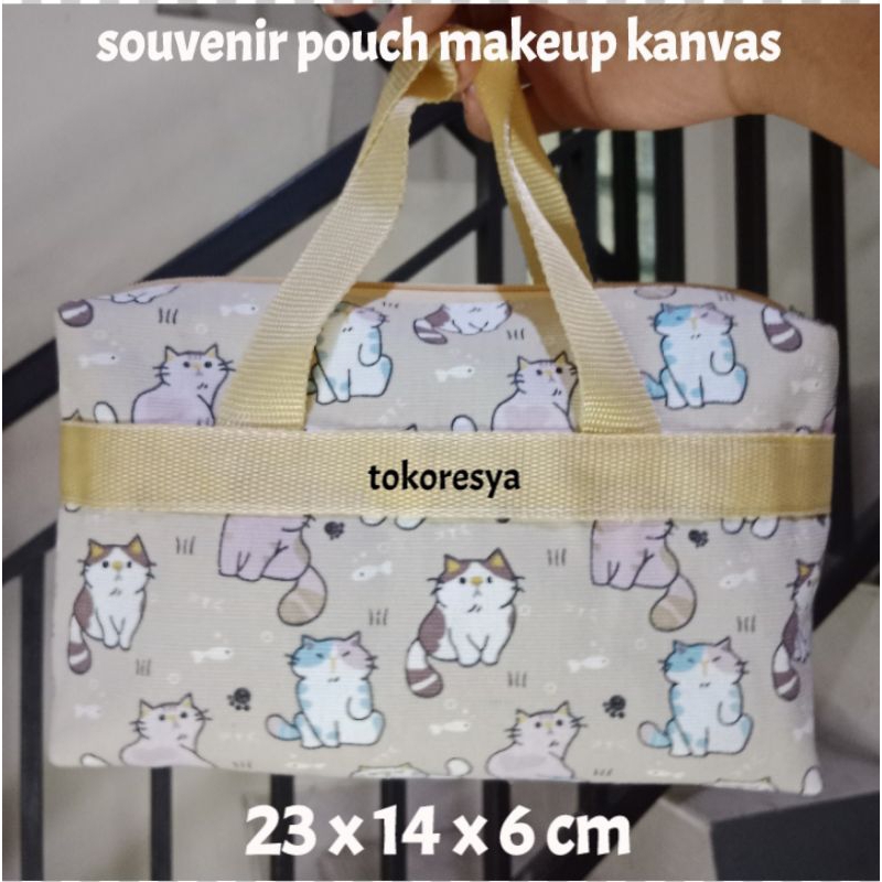 souvenir mini pouch kanvas / tas kosmetik mini/ tas kanvas
