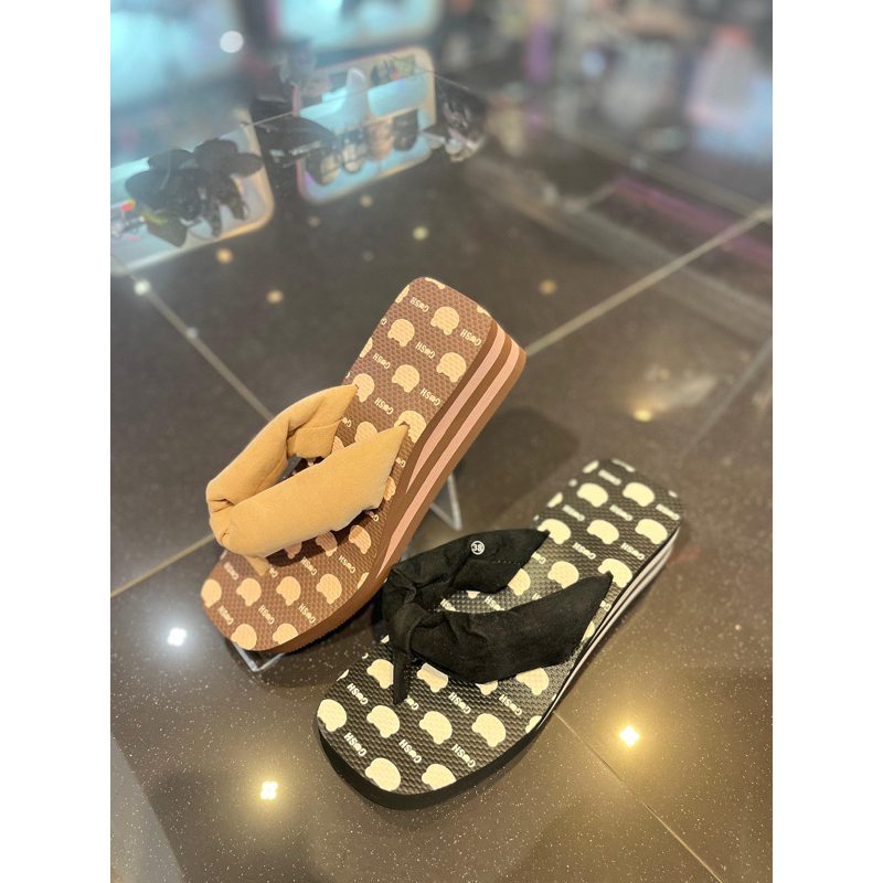 New sendal gosh Art 426 (BACA DESKRIPSI SEBELUM CO)