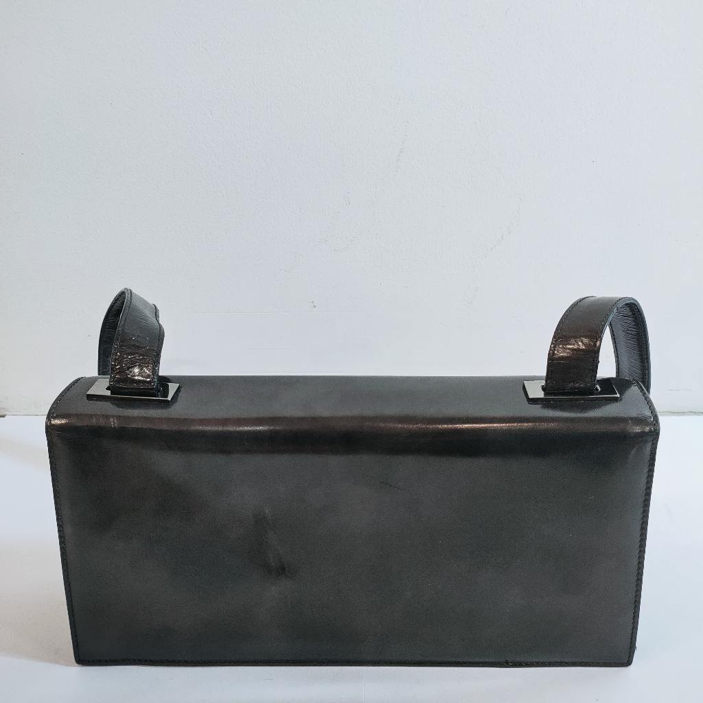 Salvatore Ferragamo Patent Leather Grey Shoulder Bag Preloved Tas Selempang