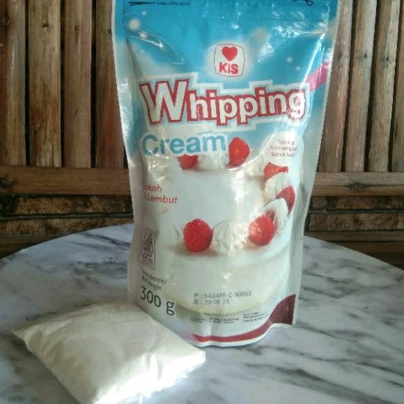 

Kis Whipping Cream Bubuk 50gr Krim Kocok Topping Dekorasi Cake