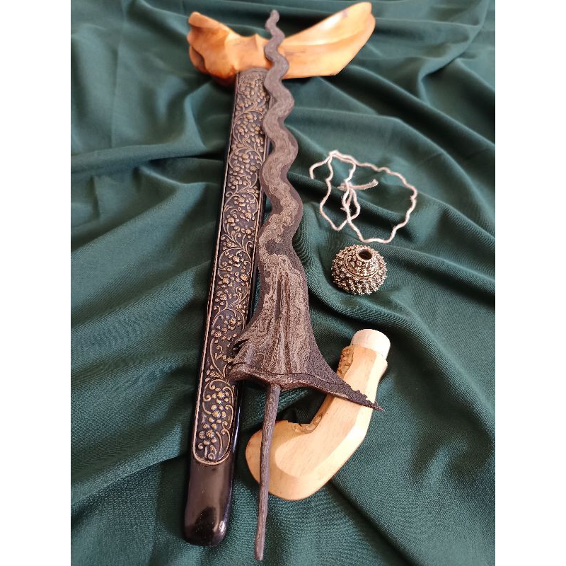 KERIS SEPUH SENGKELAT LUK 13 PAMOR UDAN EMAS