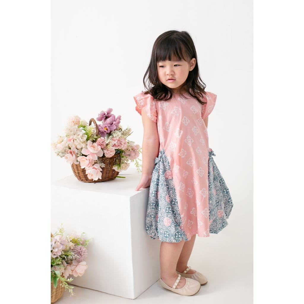 Gaun Anak Perempuan | Kebaya Anak perempuan | Dress Batik Anak Perempuan Arunika Petite by Nix & Co