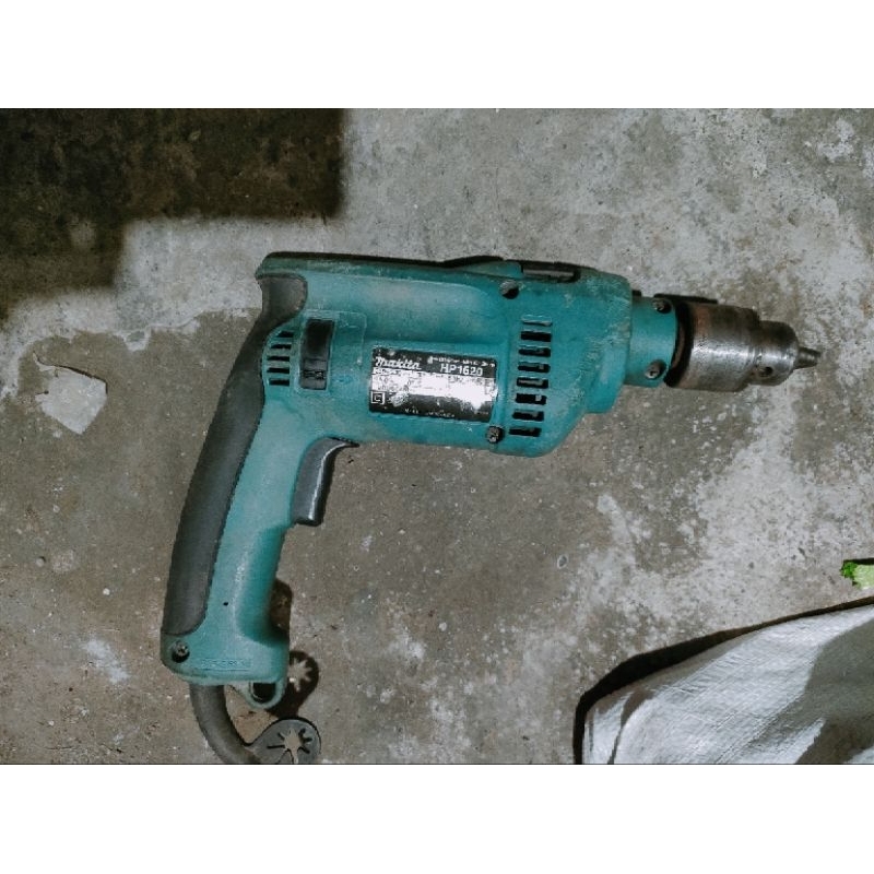 bor drill makita 13mm second dua arah type HP1620 kondisi normal semua siap pakai kerja