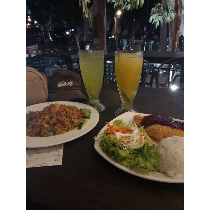 

nasi goreng