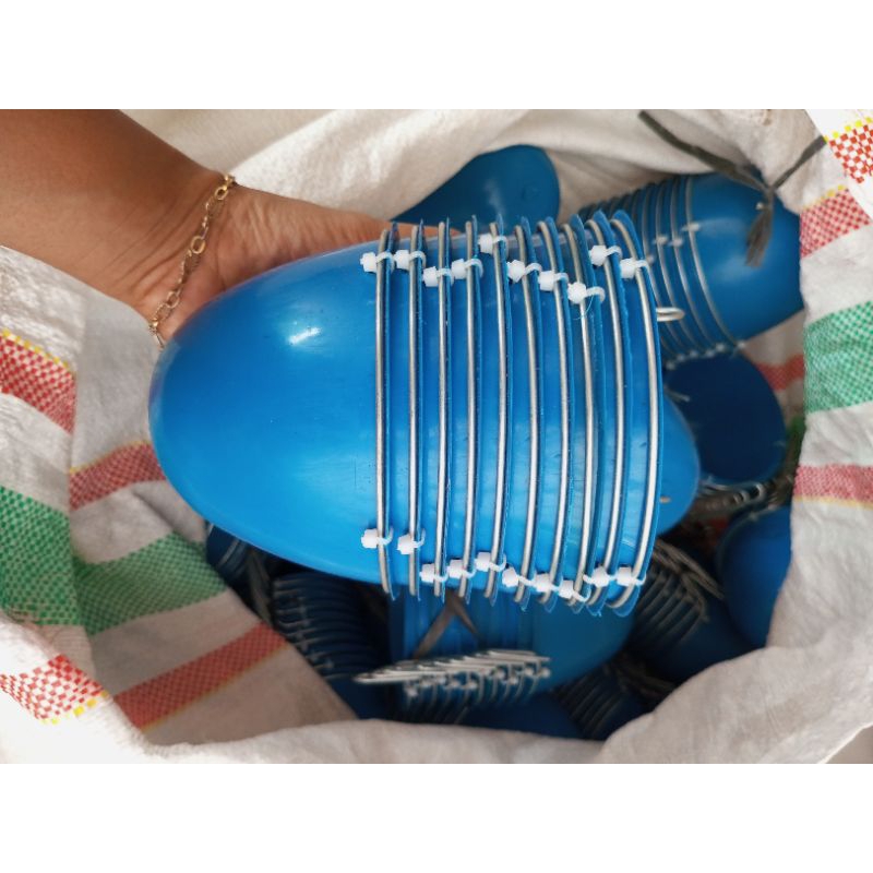 batok plastik pakan ayam/ cepuk pakan ayam/ batok plastik/ wadah pakan