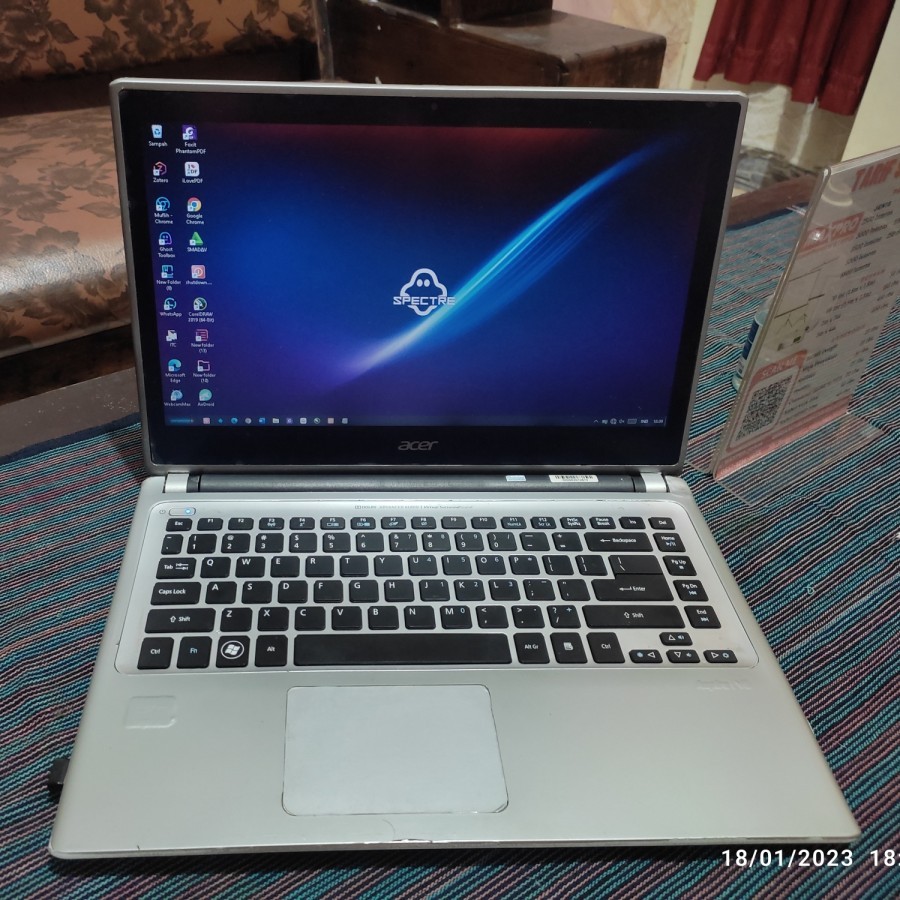 Laptop second acer  Aspire V5 471p