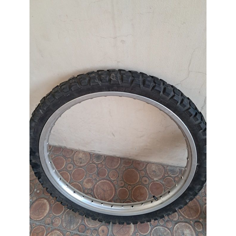 Velg dan Ban copotan Yamaha WR155
