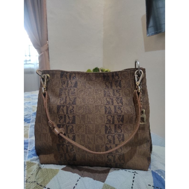 tas Hobo bonia