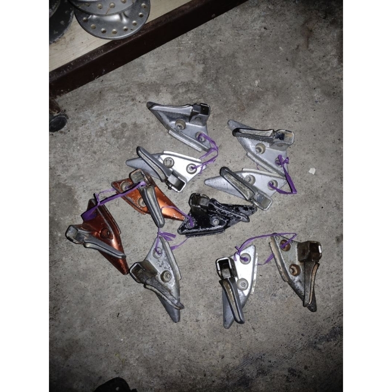 postep step belakang suzuki spin ori