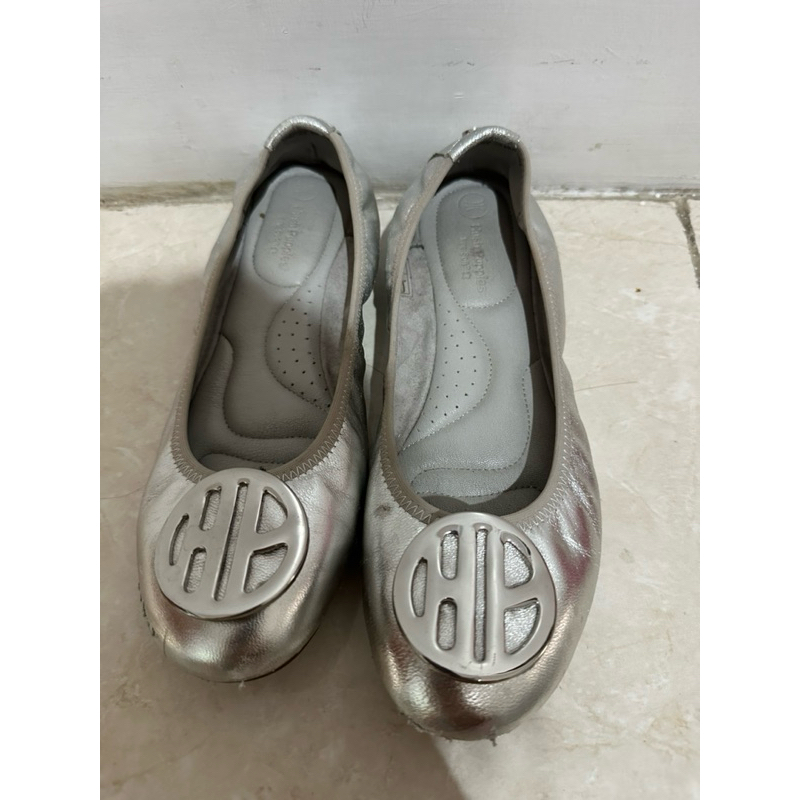 sepatu flat hush puppies preloved/second/bekas