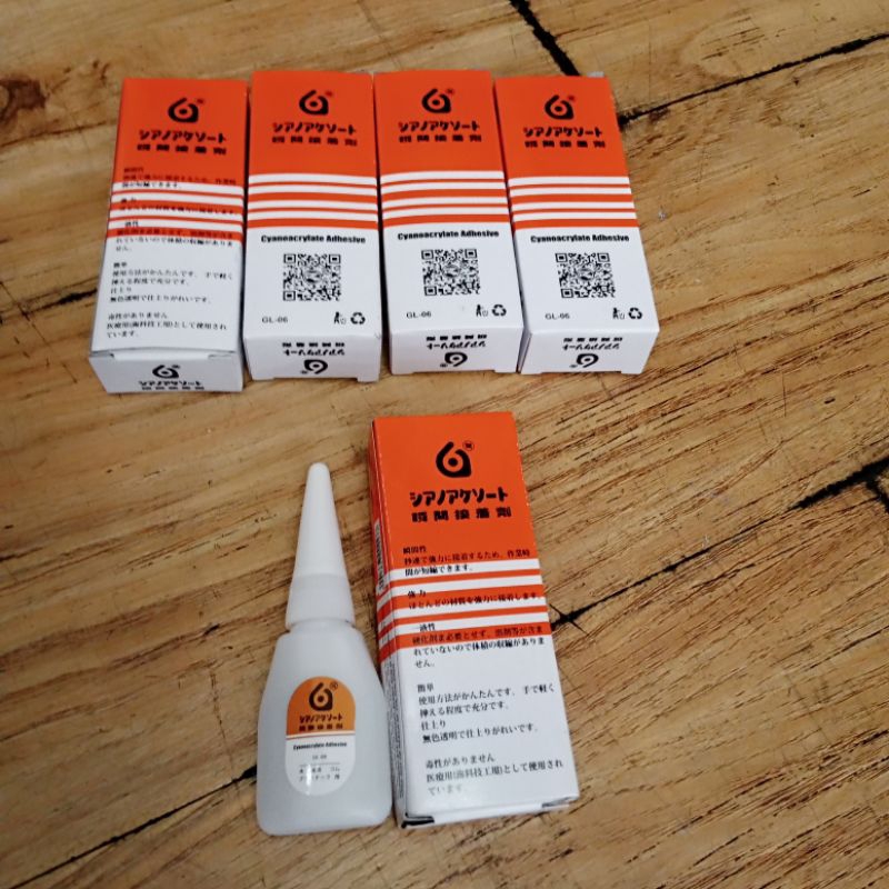 

Lem korea/ Lem power glue