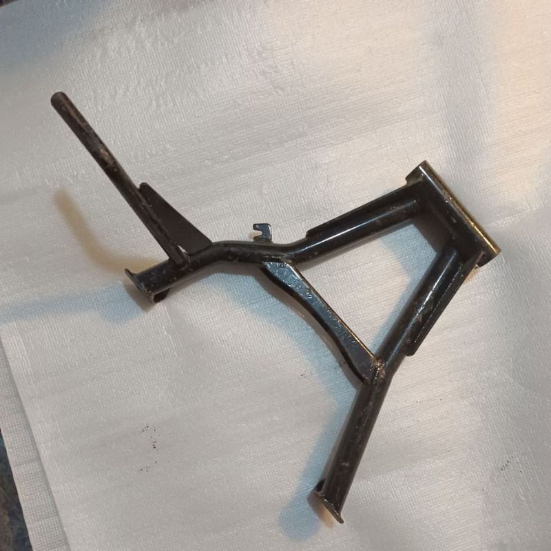 STANDAR 2 TENGAH YAMAHA VIXION 155 R LED XSR 155 KWALITAS ORIGINAL KONDISI BEKAS LAYAK PAKAI