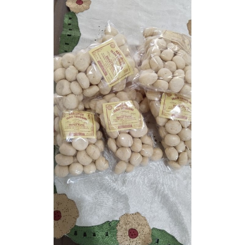 

kerupuk ikan tenggiri/amplang