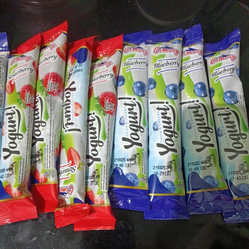 

Cimory yogurt stick 30gr strawberry blueberry bisa ekspedisi