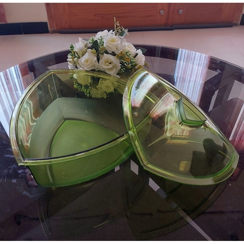 NEW Tupperware Lotus Triangel Bowl / Bowl kristal Tupperware