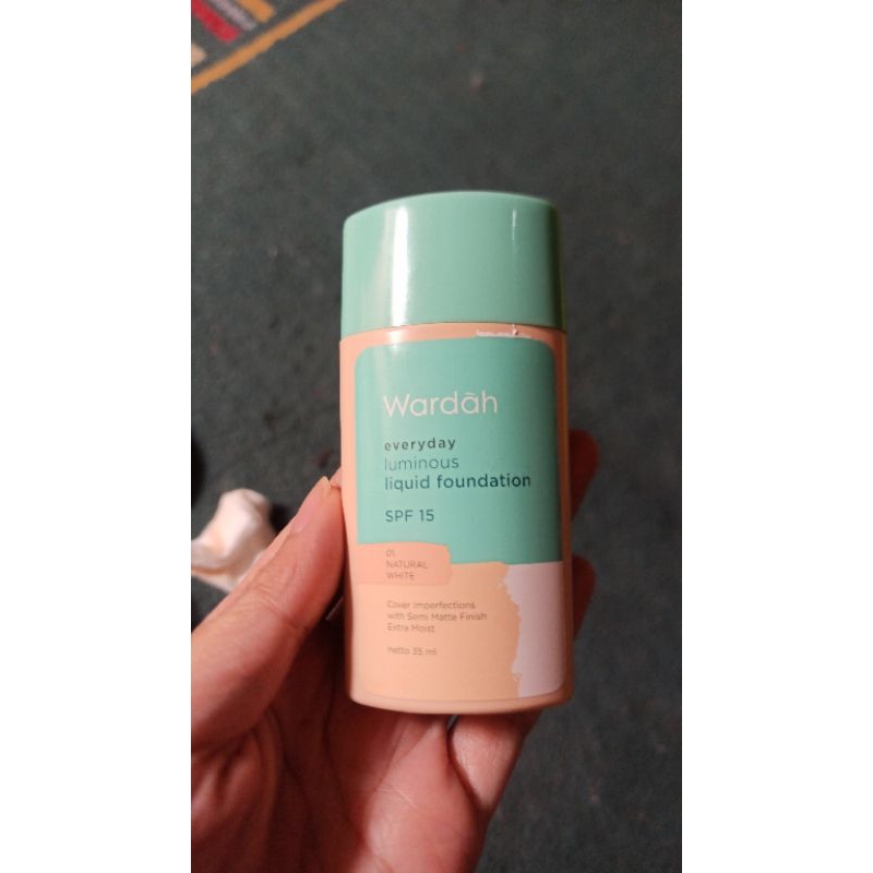 preloved wardah liquid foundation shade 01 natural white