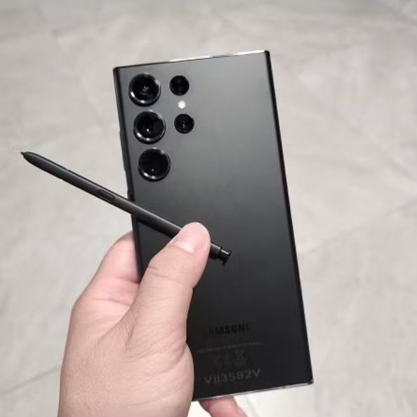 Samsung 23 Ultra second 12/512GB