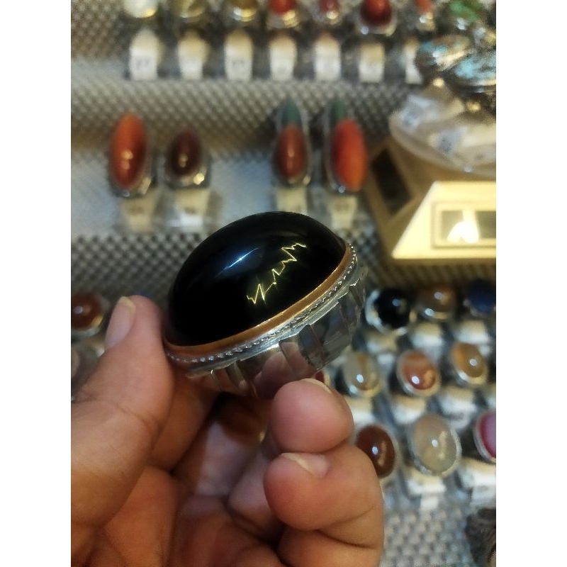 cincin kecubung tanduk