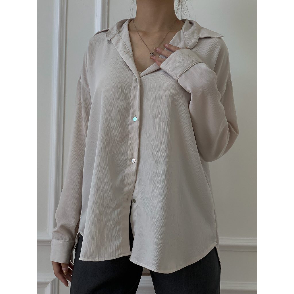 THE CAVELLE HOUSE - Mina Light Oversized Shirt | Oversized Shirt Wanita - Kemeja Korean Style Wanita