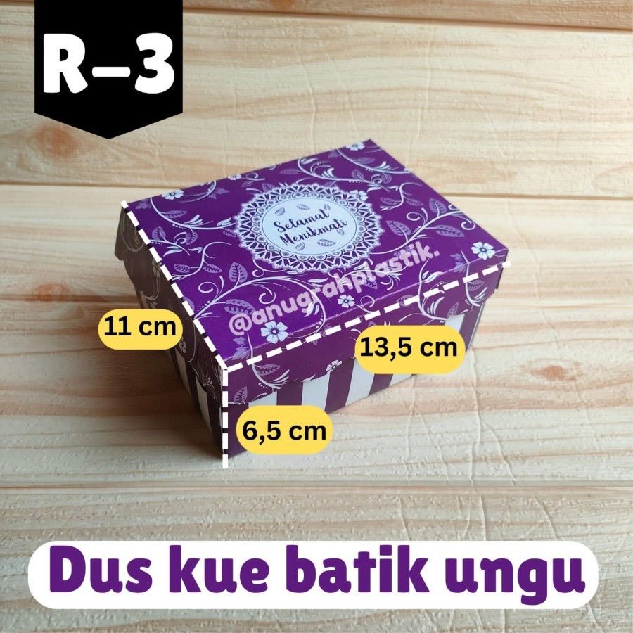 

Dus Kue R3 Batik Ungu / Box Kue R3 Motif PER PACK