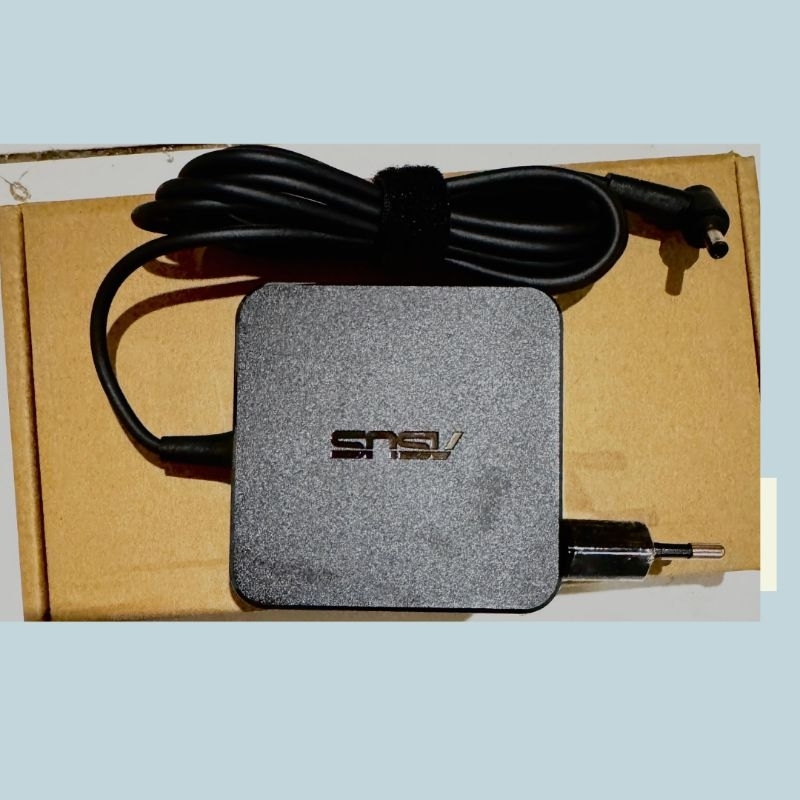 Adaptor Charger Asus Vivobook GO 14 E1404F E1404FA