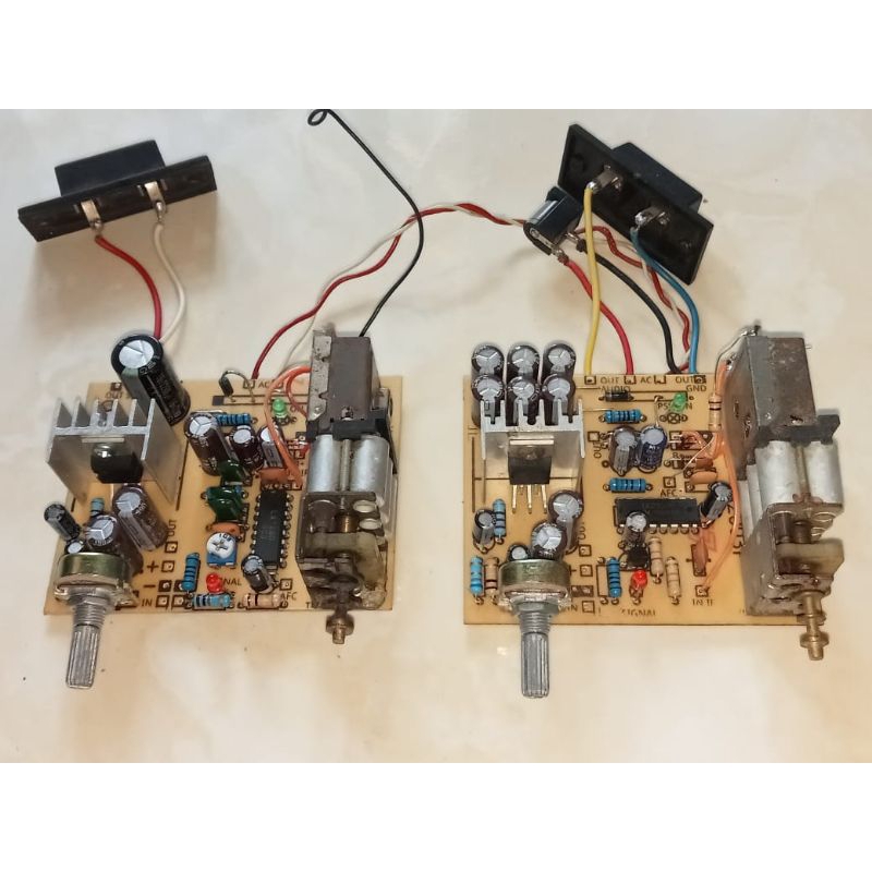 Kit radio FM mono dengan amplifier mini