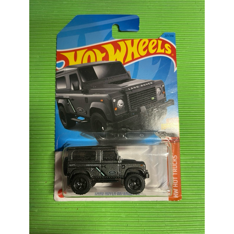 Hot Wheels Land Rover Defender 90